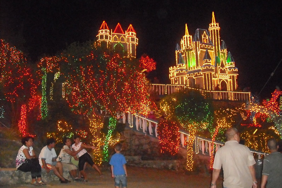 Oranjestad Christmas decoration lights