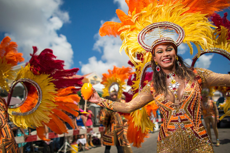 casiola january in Aruba Carnival