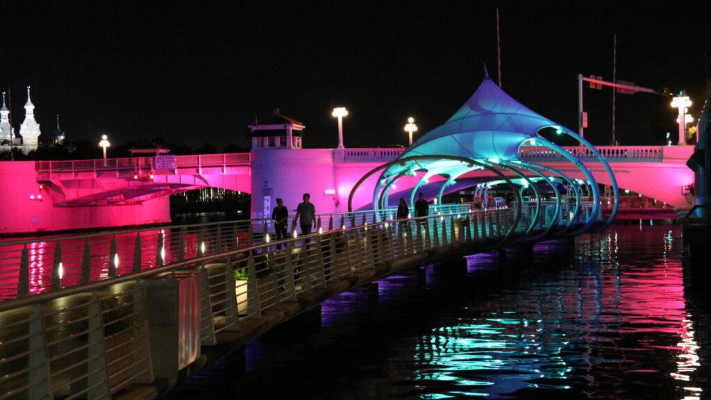 Tampa riverwalk